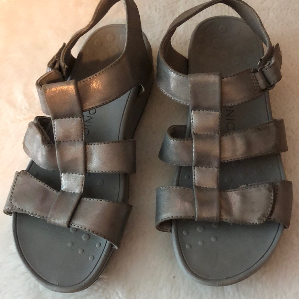 Vionic sandals p2406